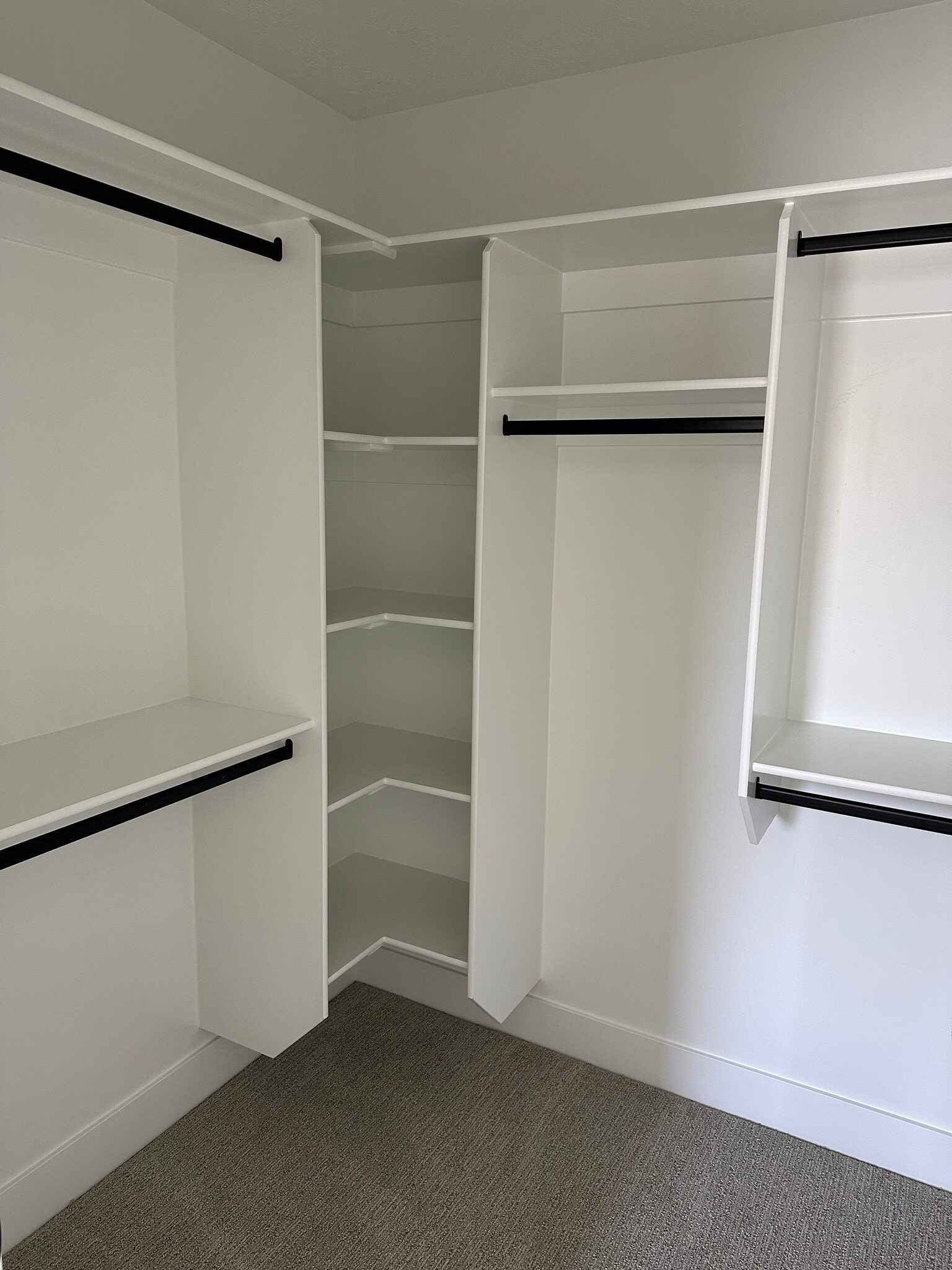 Building Photo - 3780 Philbin Rd