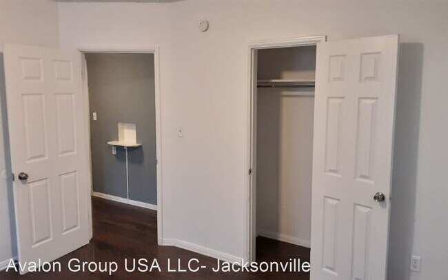Building Photo - 2 br, 1 bath House - 8052 Hawthorne St
