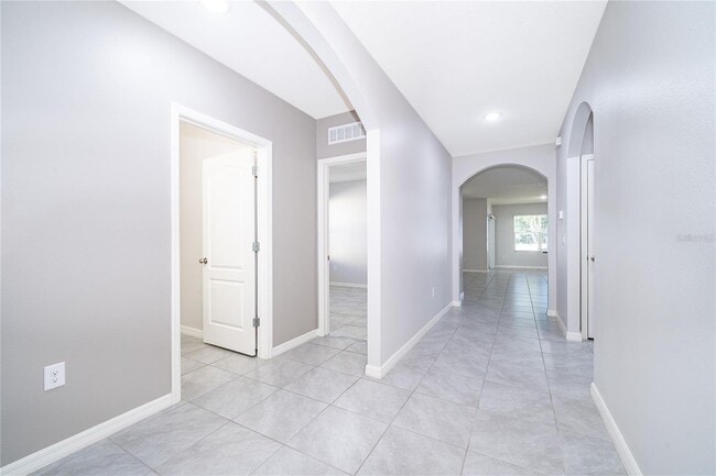 Building Photo - 3102 Bethpage Loop