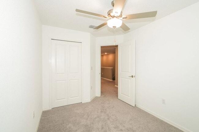 Building Photo - 6031 Acara Ln