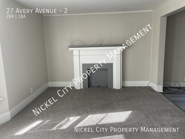 Building Photo - 27 Avery Ave