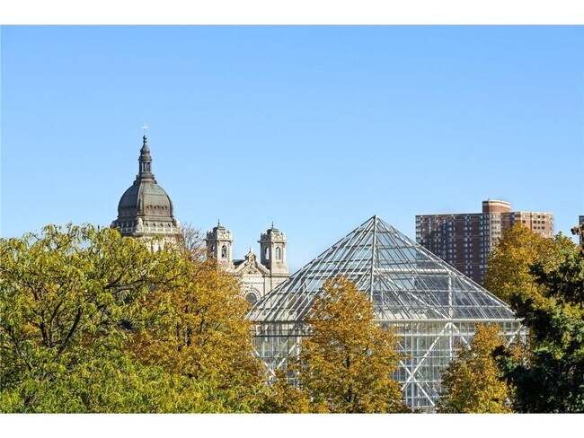 Building Photo - 48 Groveland Terrace