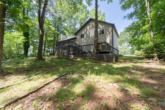 Building Photo - 880 Winfield Ct