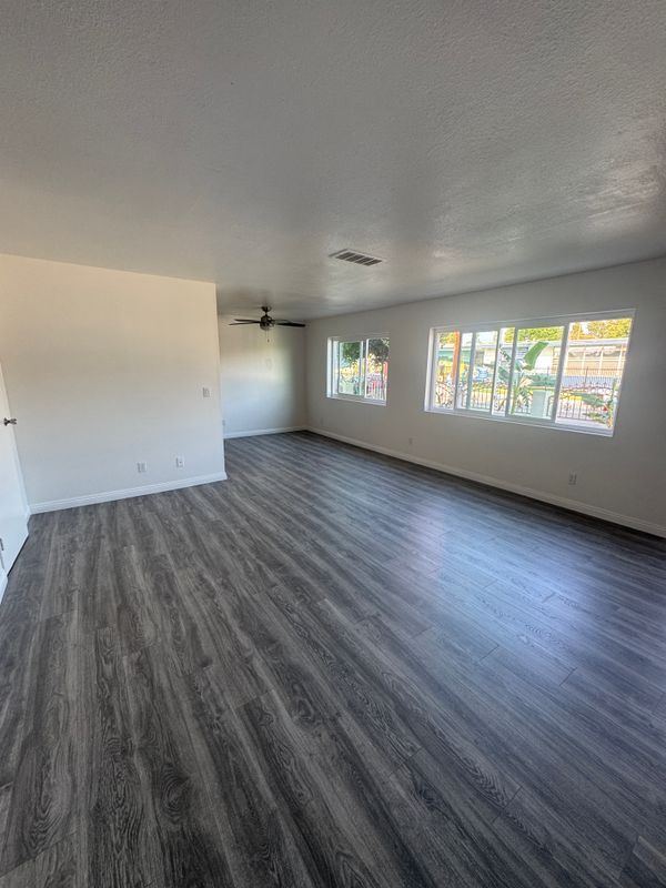 Building Photo - 6831 Toler Ave