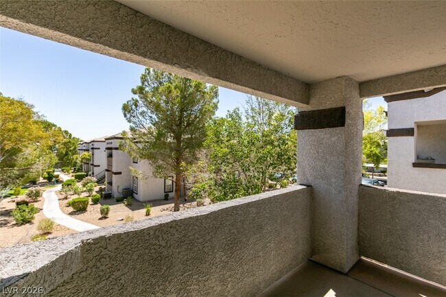Building Photo - 7255 W Sunset Rd