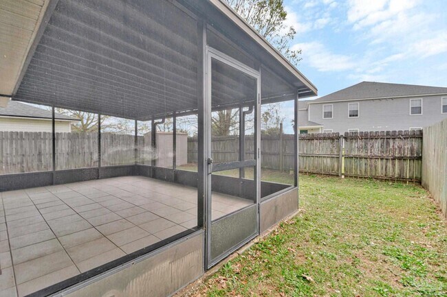 Building Photo - 2037 Marquesas Ln