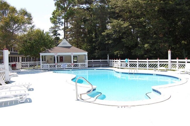 Building Photo - 1100 Possum Trot Rd