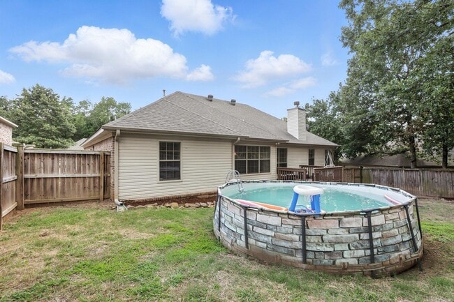 Building Photo - 7328 W Ridge Cir