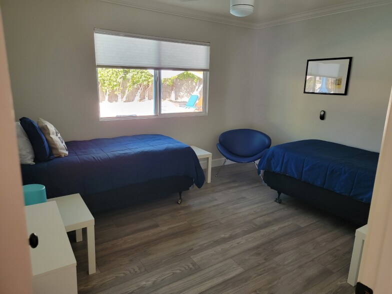 Building Photo - 3760 Cll San Antonio