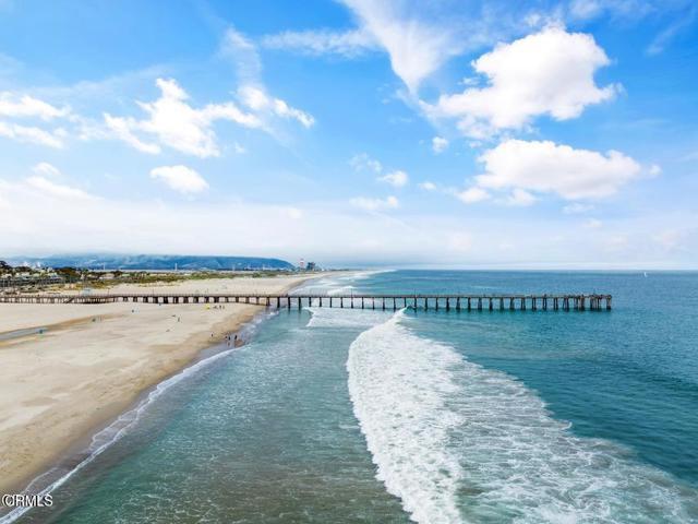 Building Photo - 233 S Ventura Rd