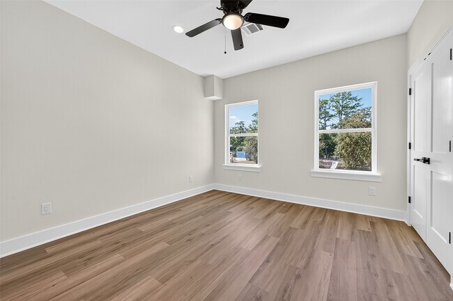 Building Photo - 12315 New Jordan Ln