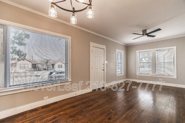 Building Photo - 206 Hoover Ave