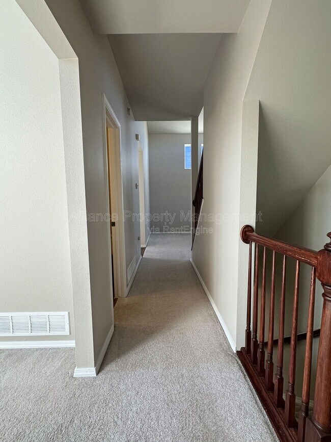 Building Photo - 8131 Oliver Rd