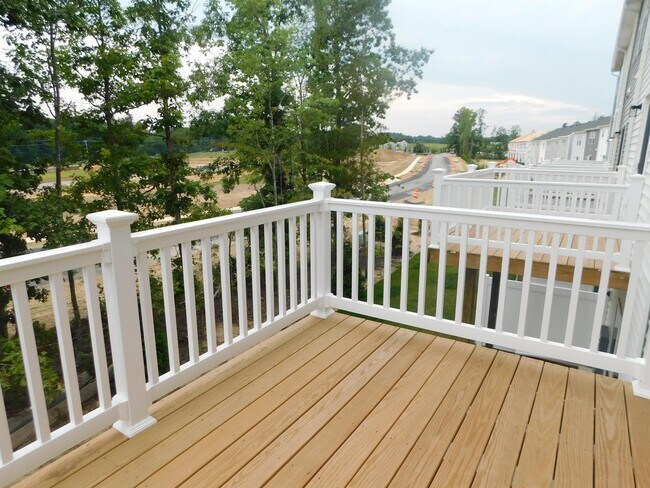 Building Photo - 7037 Leire Ln