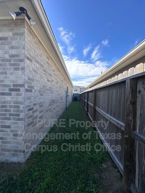 Building Photo - 7314 Longitude Ct