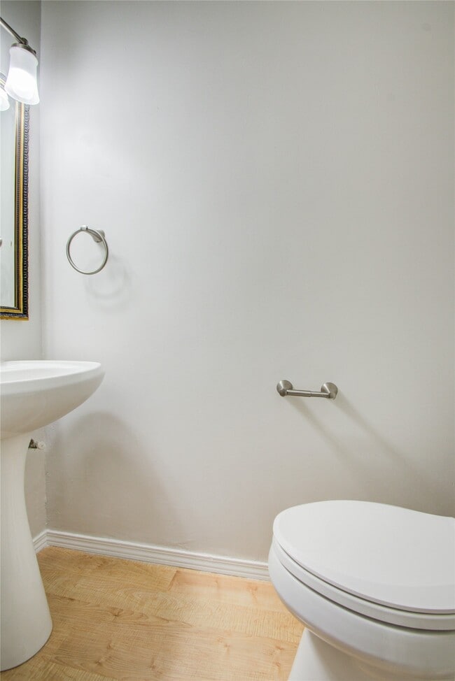 Building Photo - 2910 Grants Lake Blvd