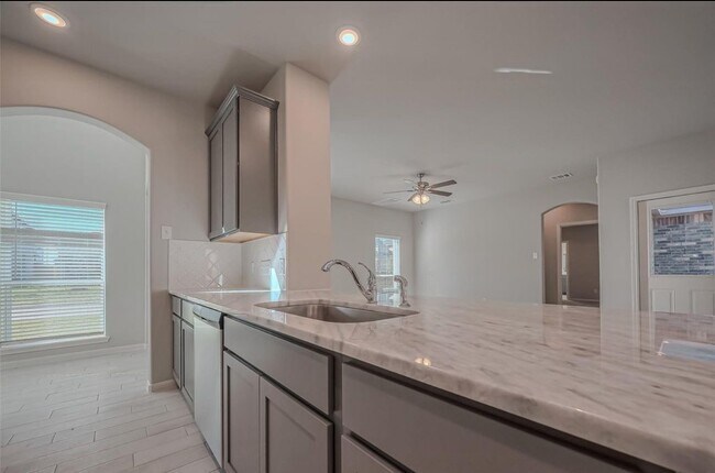 Building Photo - 22807 Ephesus Ave