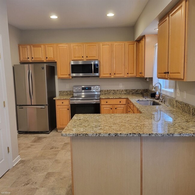 Building Photo - 4 br, 2.5 bath House - 12302 Hillcreek Circle