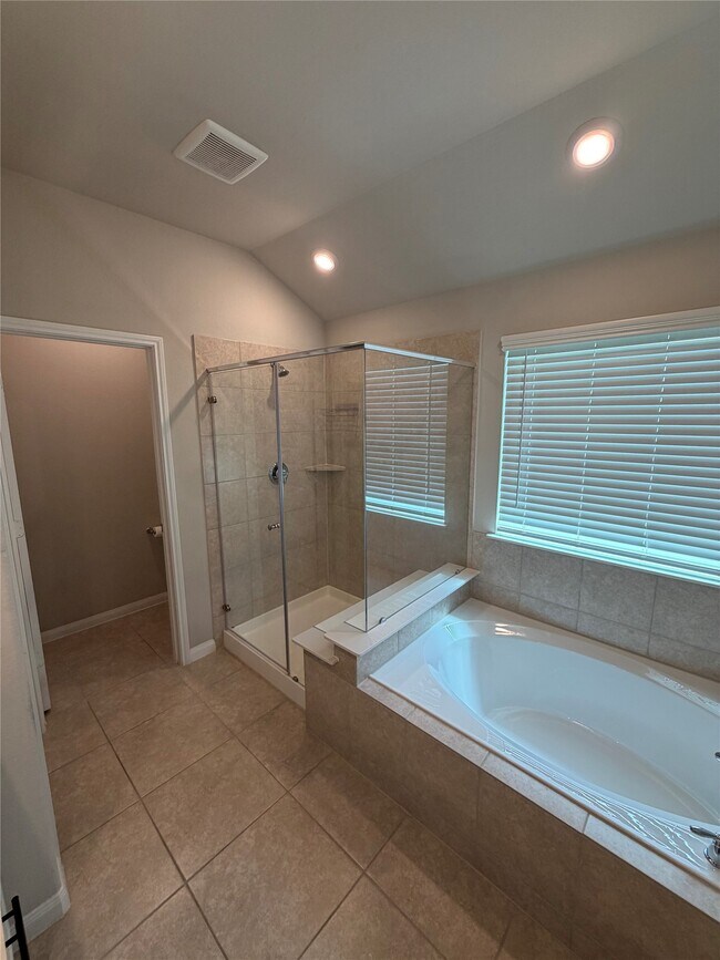 Building Photo - 3115 Tanner Dell Ct