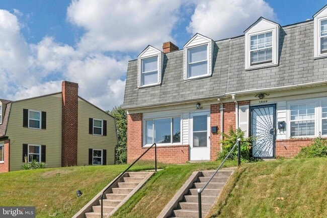 Building Photo - 1628 Wentworth Ave