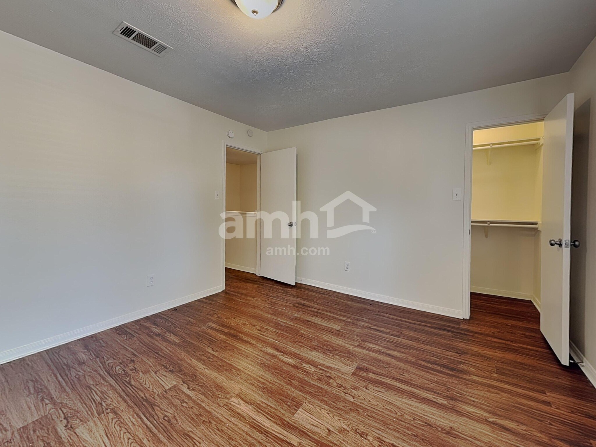 Building Photo - 2738 Springstone Dr