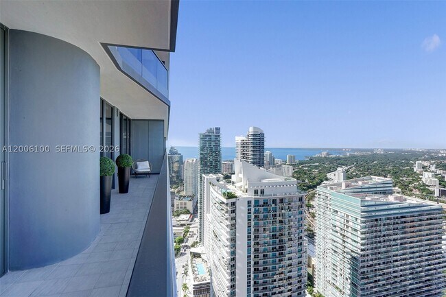 Building Photo - 1000 Brickell Plaza
