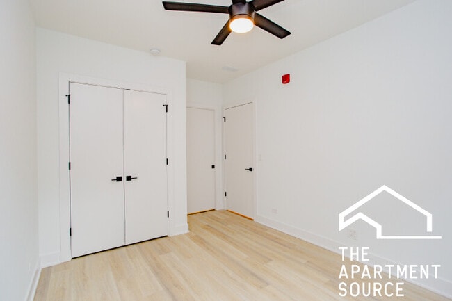 Building Photo - 3821 N Ashland Ave