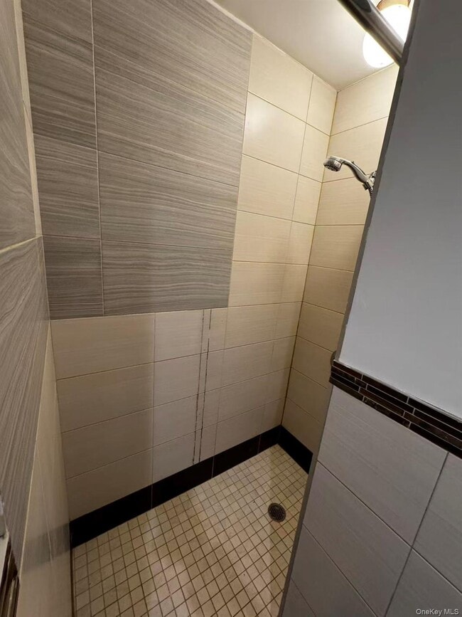 Building Photo - 149-45 19th Ave