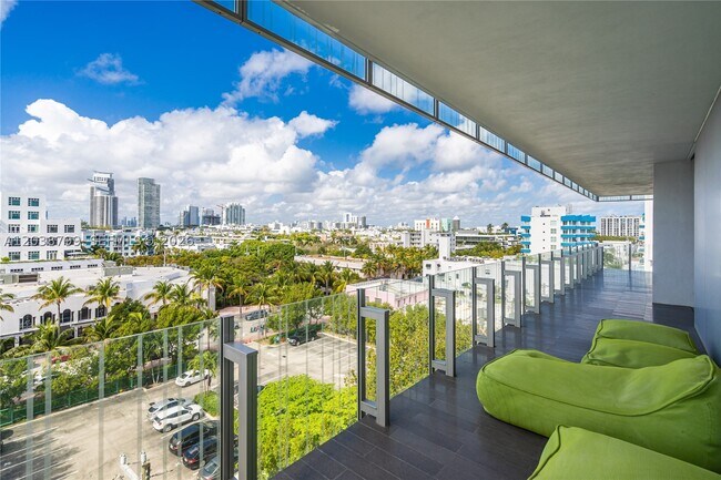 Building Photo - 120 Ocean 700