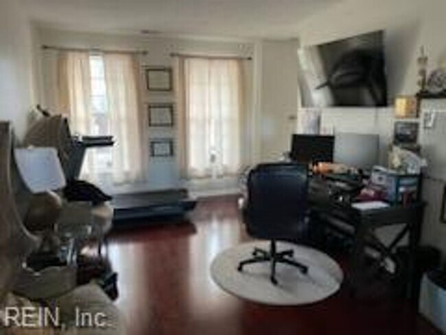 Building Photo - 141 Baker Farm Dr