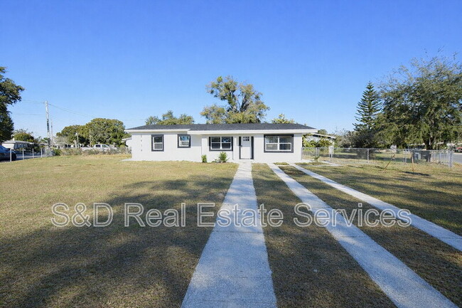 Building Photo - 2919 Hickory St