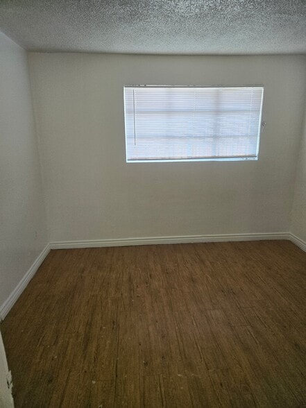 Building Photo - 708 Jackson Ave