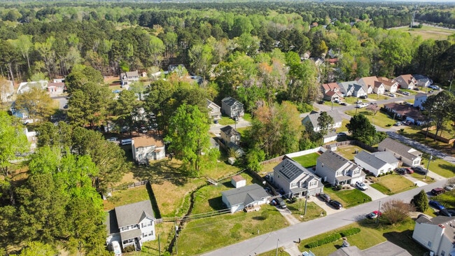 Building Photo - 5109 James St