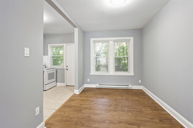 Building Photo - 5211 Litchfield St