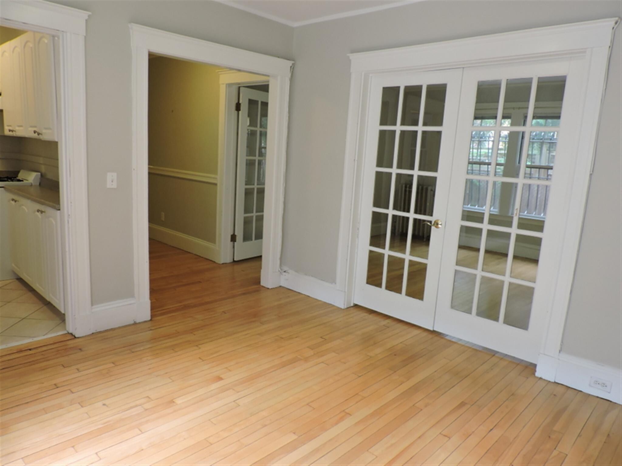 Building Photo - 11 Story St