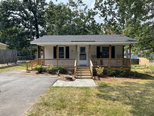 Primary Photo - 2 bed/1 bath in Marshville