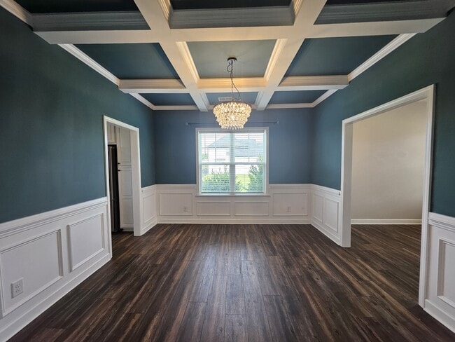 Building Photo - 105 Pinehurst Ln