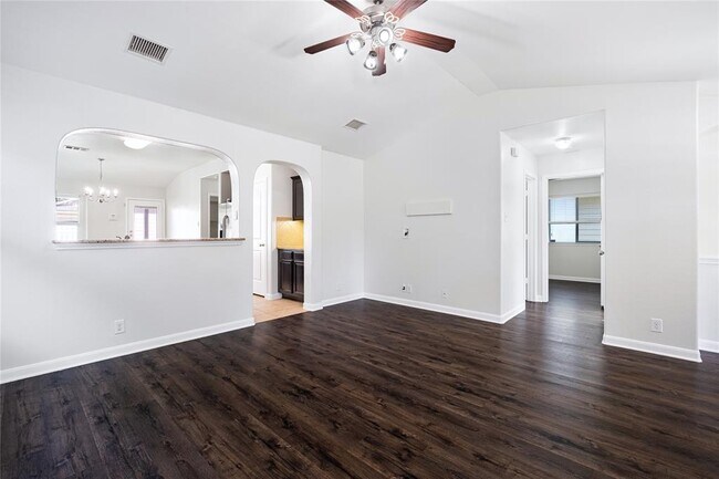 Building Photo - 760 Gabriel Mills Dr