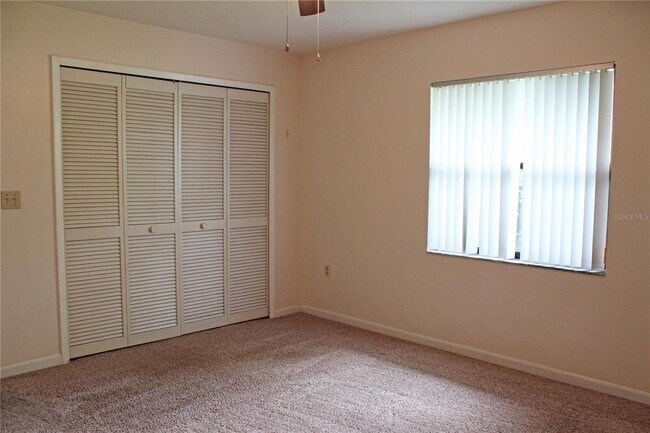 Building Photo - 252 Granite Dr