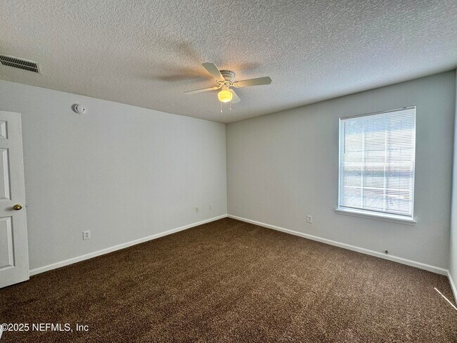 Building Photo - 4815 Playpen Dr