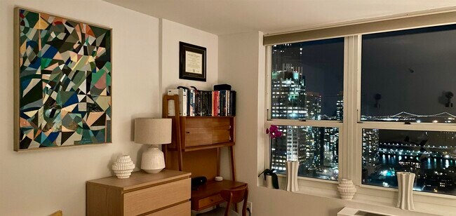 Building Photo - 88 Morgan St