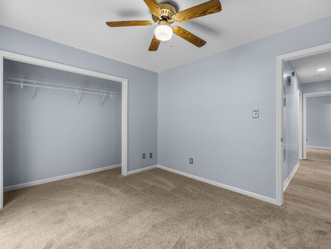 Building Photo - Beautiful 4 Bedroom Home with Bonus Room and Fenced Yard