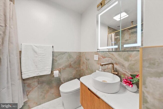 Building Photo - 436 Castleton Meadows Ln