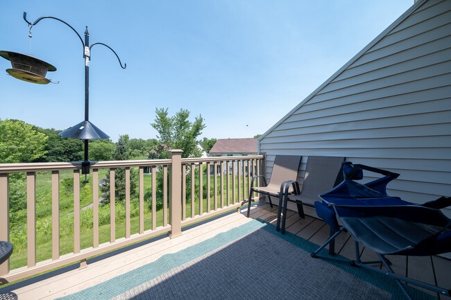 Building Photo - 8772 Coburn Ct