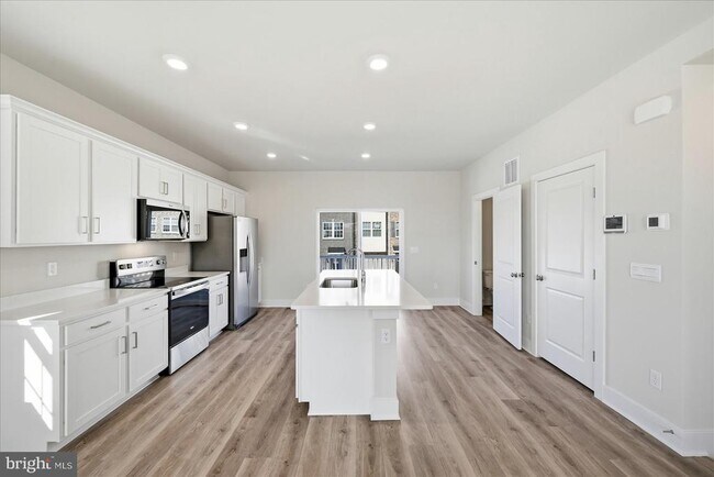 Building Photo - 1829 Harvest Dr