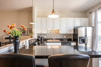 Building Photo - 277 North Broadway