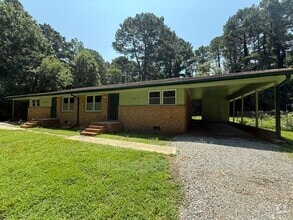 Building Photo - 727 Locust Ln