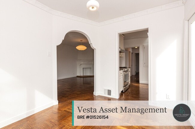 Building Photo - Bright 2BR + Office Single-Family Home wit...