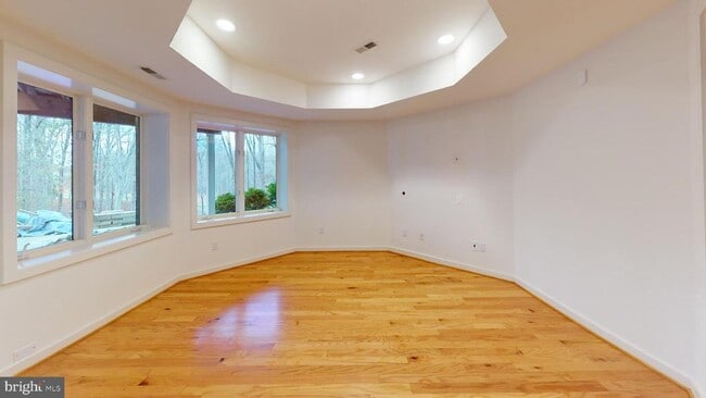 Building Photo - 9629 Eagle Ridge Dr