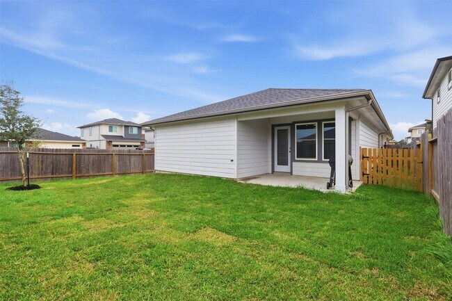 Building Photo - 2915 Newington Ln